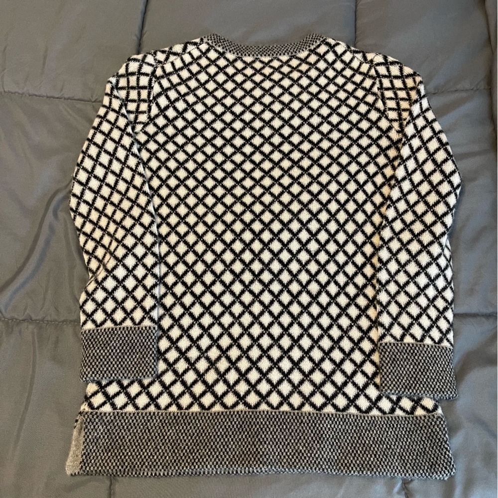 J. Crew Italian Cashmere Black And White Diamond Sweater XSmall - Picture 7 of 7